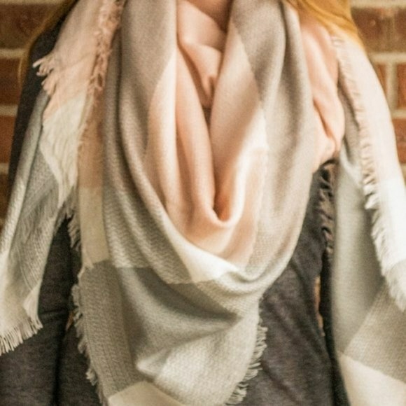 Pale Peach Pink Gray Oversized Soft Blanket Scarf - Picture 2 of 3